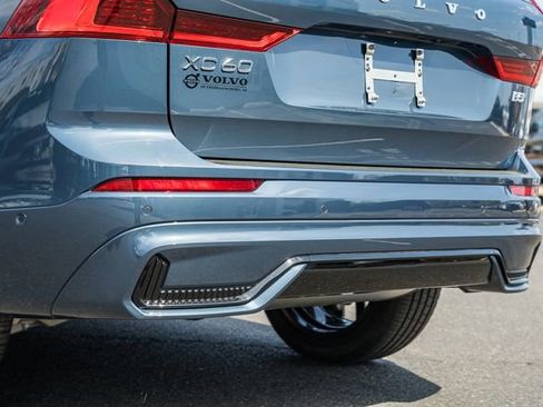 New 2026 Volvo XC60 B5 Plus w/ Climate Package image 9