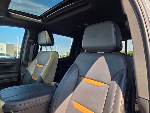 Used 2024 GMC Sierra 1500 AT4 w/ Technology Package image 28