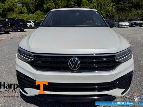 Used 2024 Volkswagen Tiguan SE R-Line FWD image 8