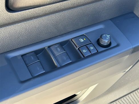 New 2026 Toyota Tundra SR image 19