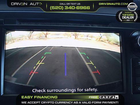 Used 2019 Nissan Titan SV image 17