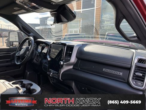 Used 2024 RAM 3500 Laramie w/ Night Edition image 11