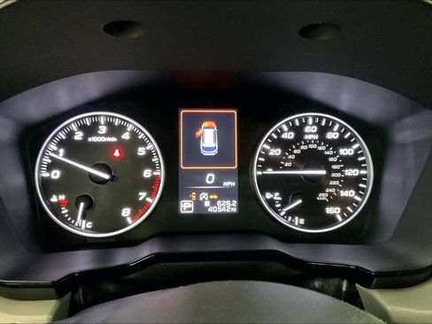 Used 2021 Subaru Outback Premium image 13