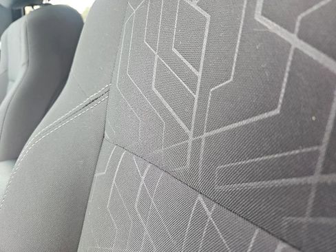 Used 2016 Toyota Tacoma TRD Off-Road image 16