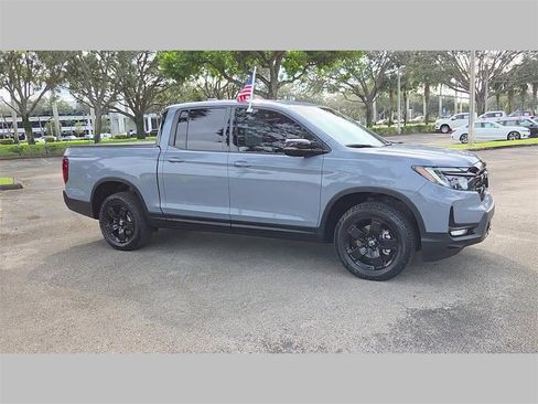 Used 2025 Honda Ridgeline Black Edition image 35