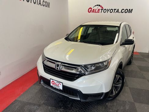 Used 2018 Honda CR-V LX image 2