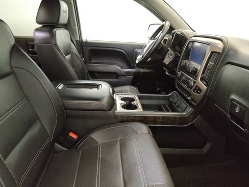 Used 2016 GMC Sierra 1500 Denali w/ Enhanced Driver Alert Package AWD/4WD image 21