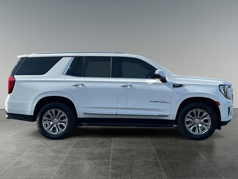 Used 2022 GMC Yukon Denali AWD/4WD image 11