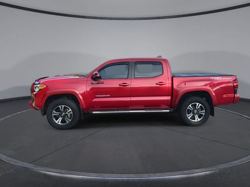 Used 2019 Toyota Tacoma TRD Sport RWD image 5