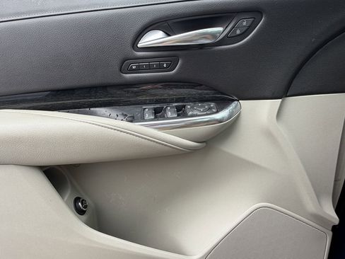 Used 2019 Cadillac XT4 Premium Luxury FWD image 24