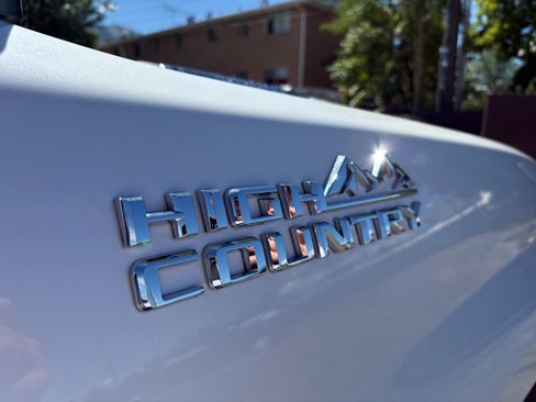 Used 2022 Chevrolet Silverado 3500 High Country AWD/4WD image 4