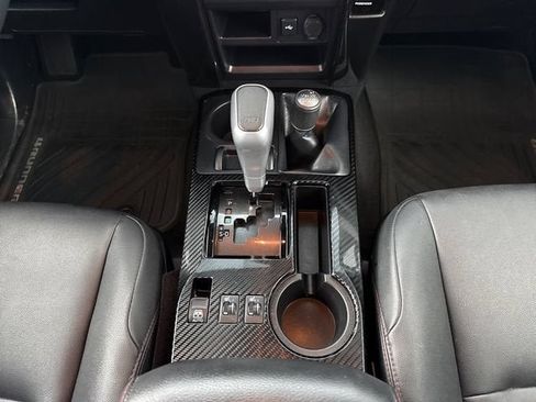 Used 2023 Toyota 4Runner TRD Off-Road Premium AWD/4WD image 15