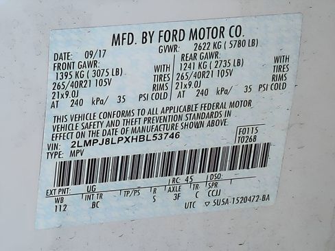 Used 2017 Lincoln MKX Reserve w/ Driver Assistance Package image 32