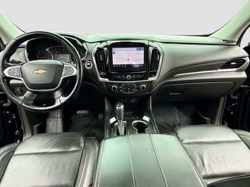 Used 2020 Chevrolet Traverse Premier w/ Redline Edition AWD/4WD image 3