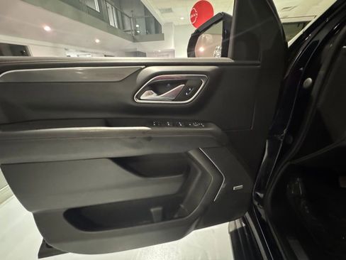 Used 2023 Chevrolet Tahoe RST image 33