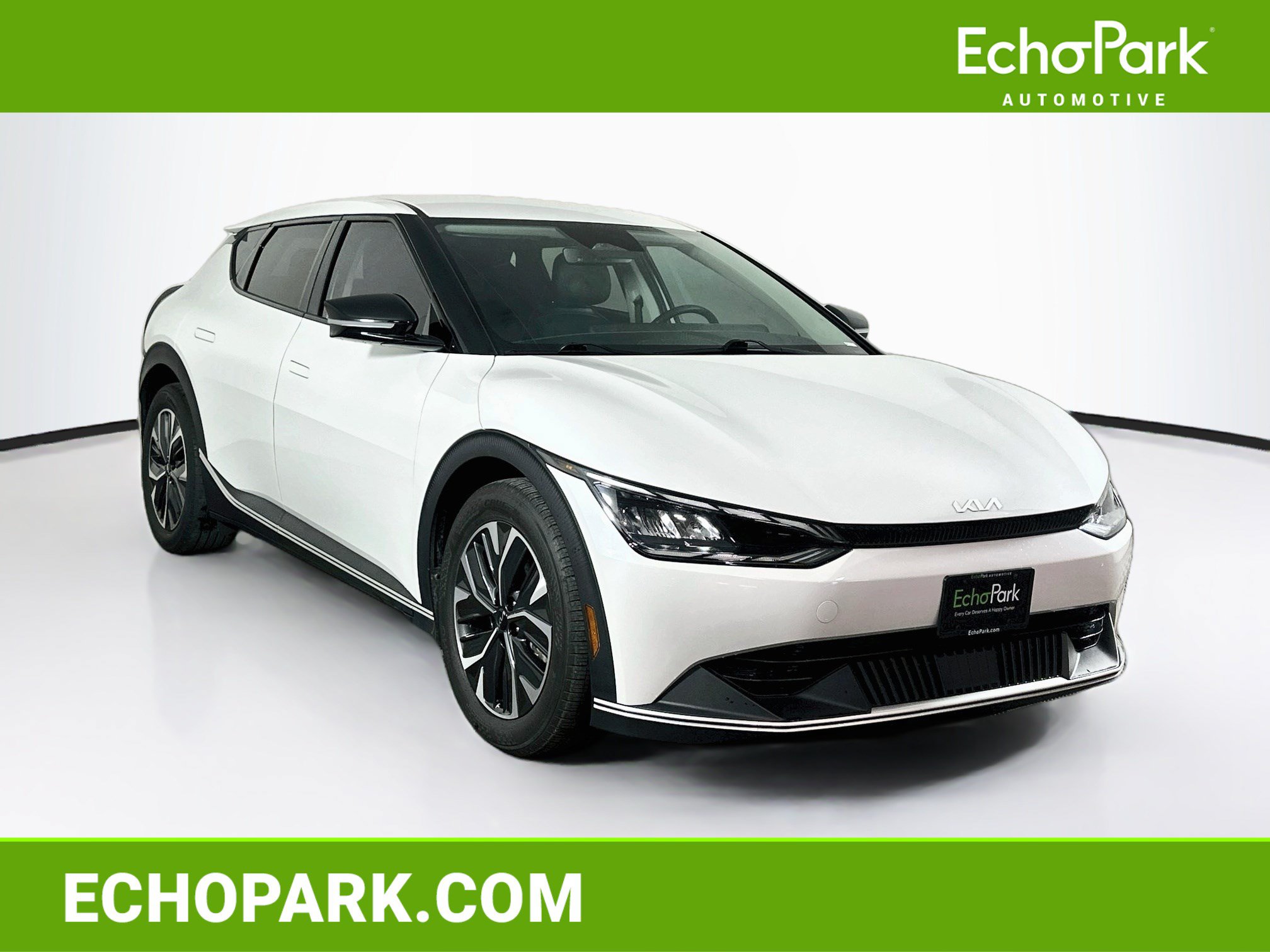 Used 2024 Kia EV6 Light AWD/4WD image 1