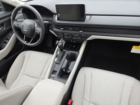 New 2026 Honda Accord SE image 25