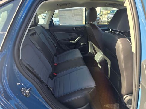 New 2026 Volkswagen Jetta SE FWD image 40