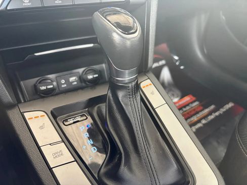 Used 2018 Hyundai Elantra Value Edition w/ Cargo Package FWD image 27