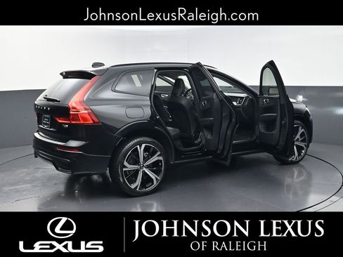 Used 2025 Volvo XC60 T8 Ultra w/ Climate Package image 31