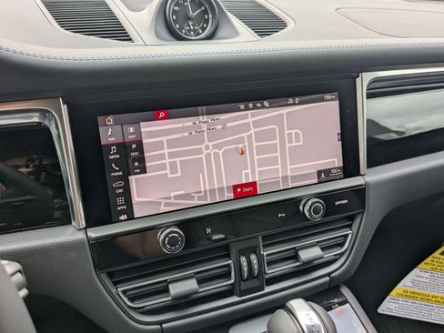 New 2026 Porsche Macan AWD/4WD image 17