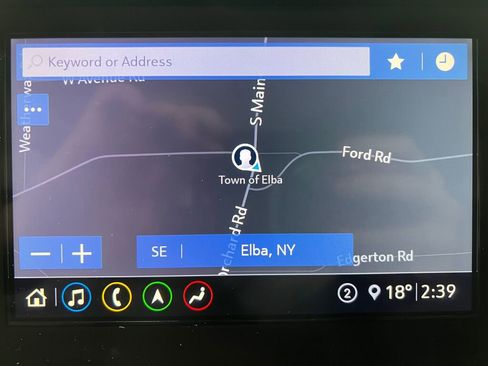 Used 2020 Chevrolet Traverse LT w/ LT Premium Package image 12