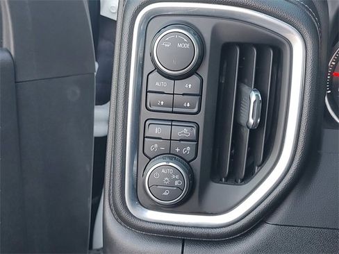 Used 2021 Chevrolet Silverado 2500 LT w/ Convenience Package image 27