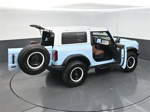 Used 2024 Ford Bronco Heritage Edition image 60
