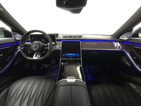Used 2024 Mercedes-Benz S 63 AMG S w/ Carbon Fiber Exterior Package image 28