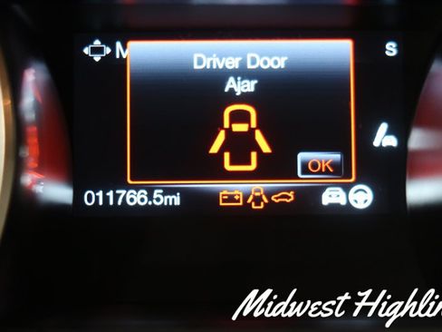 Used 2019 Ford Mustang Shelby GT350 w/ Technology Package RWD image 31