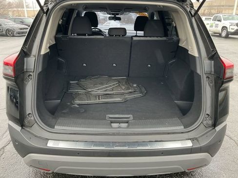 Certified 2023 Nissan Rogue SV image 32