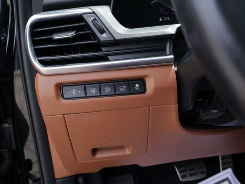 Certified 2024 Kia Telluride SX Prestige X-Line AWD/4WD image 31