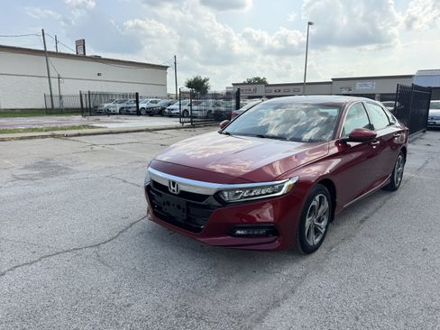 Used 2020 Honda Accord EX image 26