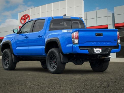 Used 2021 Toyota Tacoma TRD Off-Road w/ Technology Package image 5