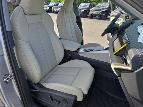 New 2026 Audi Q5 Prestige AWD/4WD image 10