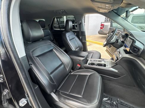 Used 2023 Ford Explorer XLT w/ Equipment Group 202A AWD/4WD image 24