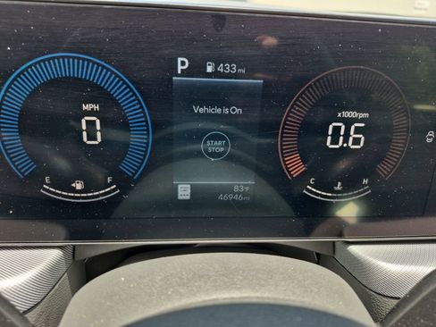 Used 2025 Hyundai Sonata SEL FWD image 6