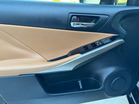 Used 2014 Lexus IS 350 w/ Navigation Package RWD image 30