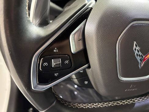 Used 2021 Chevrolet Corvette Stingray Coupe w/ 1LT image 27