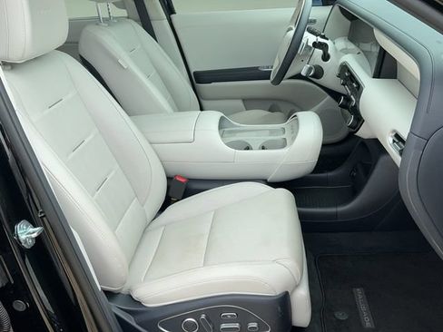 Used 2026 Hyundai Palisade Calligraphy FWD image 21