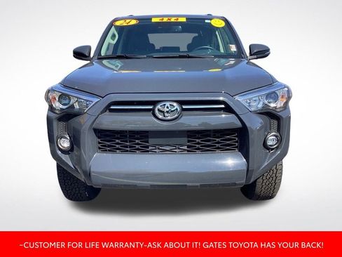 Used 2024 Toyota 4Runner SR5 Premium image 2