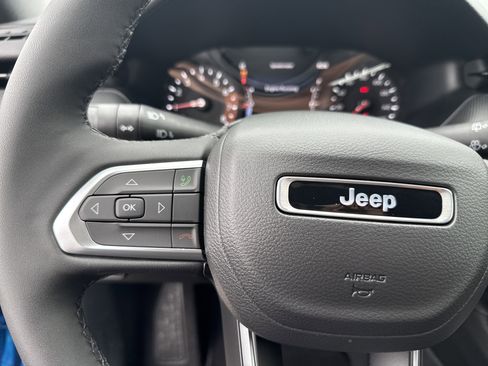 New 2026 Jeep Compass Latitude image 26