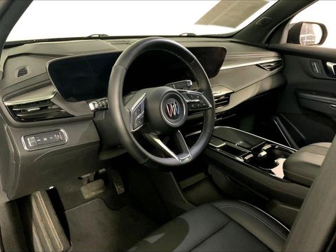 Used 2025 Buick Enclave Preferred FWD image 14