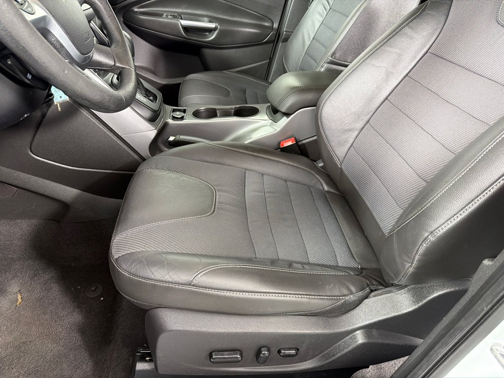 Used 2015 Ford Escape SE AWD/4WD image 11