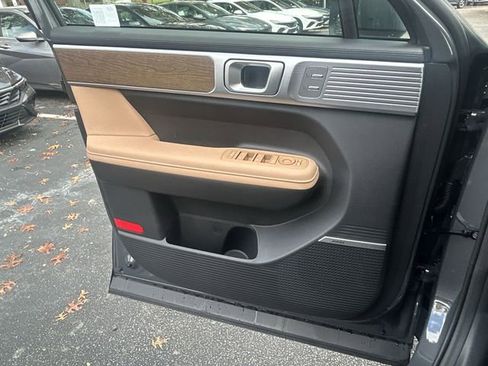 New 2025 Hyundai Santa Fe Limited image 33