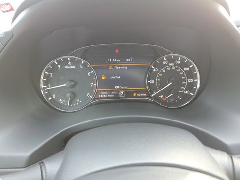 Used 2023 INFINITI QX80 Sensory w/ All-Season Package image 37