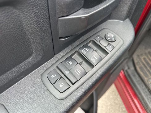Used 2013 RAM 1500 Express AWD/4WD image 16