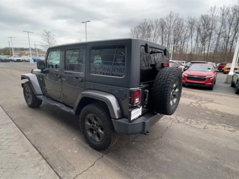 Used 2017 Jeep Wrangler Unlimited Sport image 6
