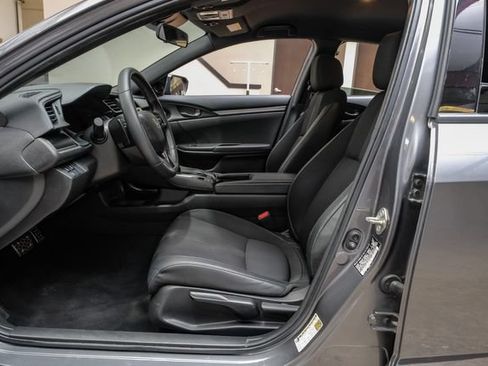 Used 2021 Honda Civic Sport image 4