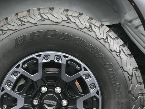 Used 2023 Ford F150 Raptor w/ Raptor Carbon Fiber Package AWD/4WD image 44